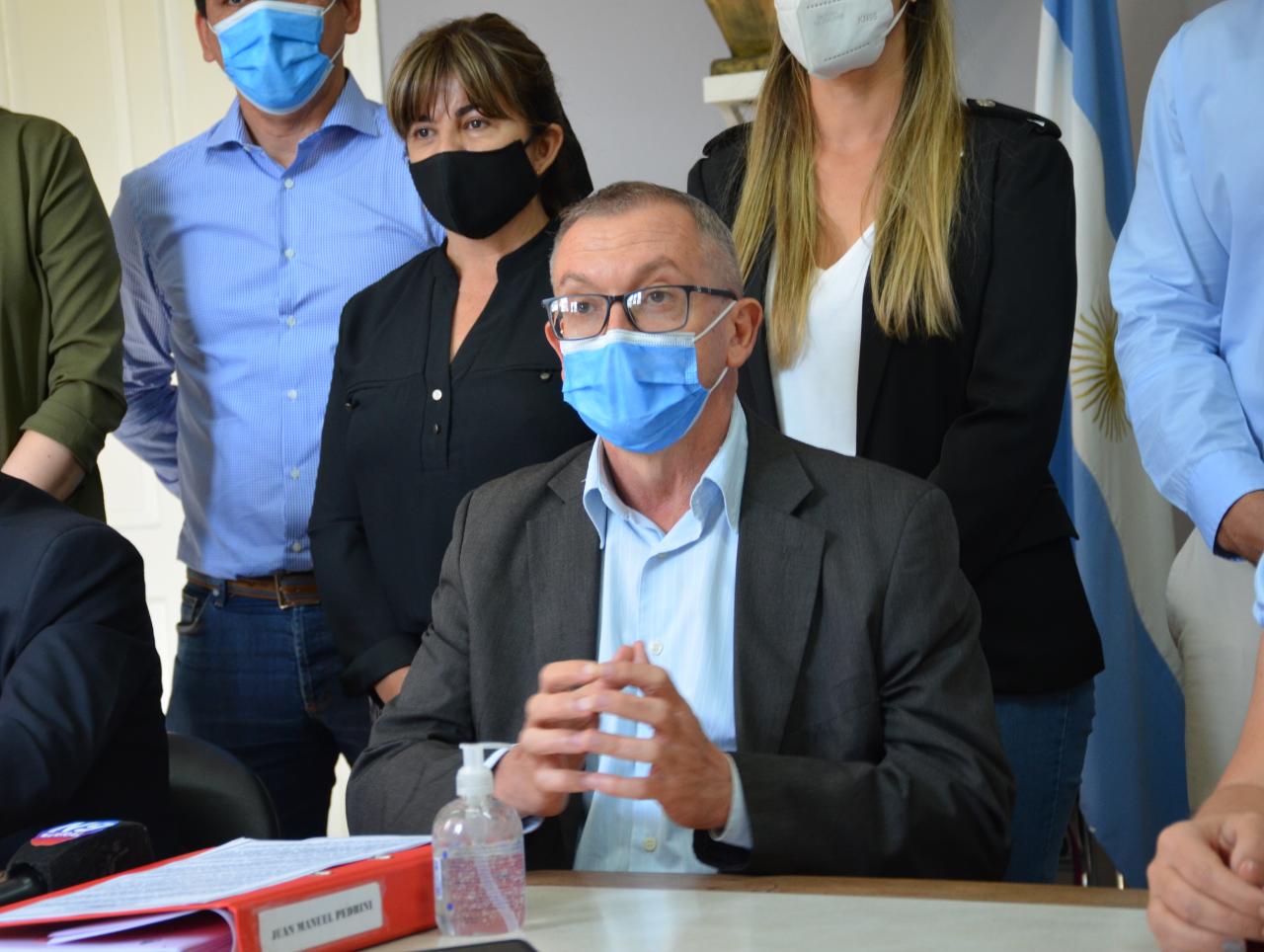 *Pedrini: "La oposición decidió dejar sin representación a un millón doscientos mil chaqueños*”*