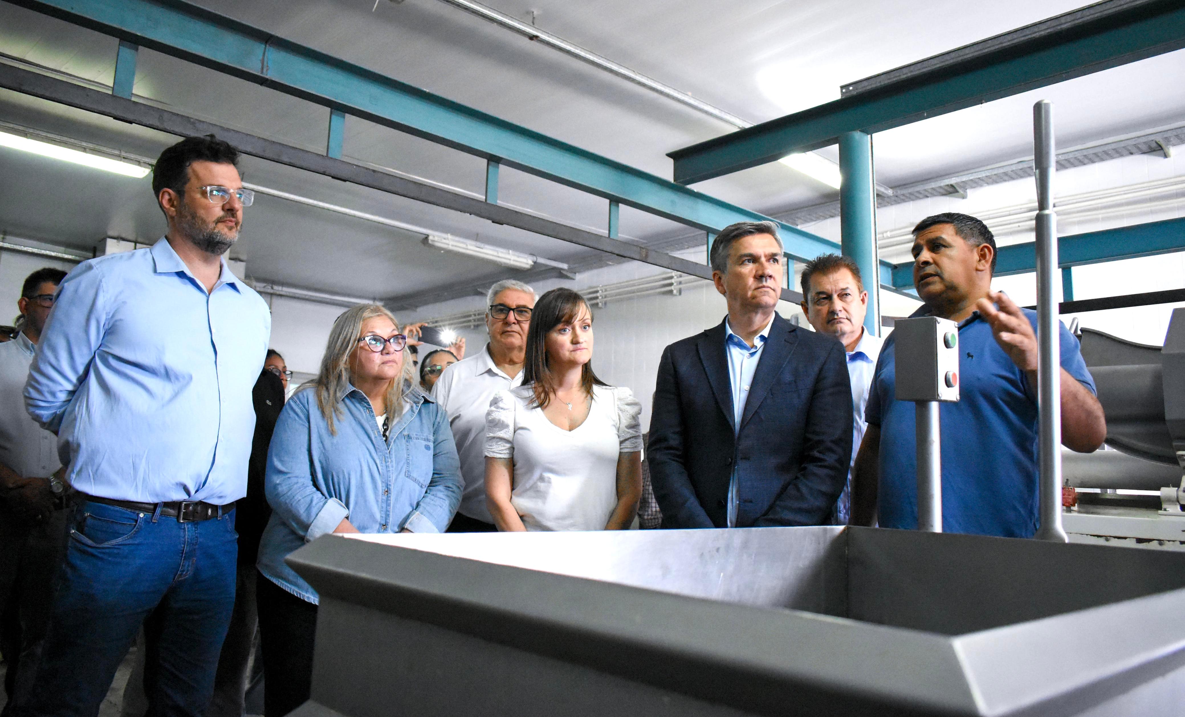 OTRO LOGRO: ZDERO REACTIVA CON ARTICULACIÓN E INVERSIÓN PRIVADA LA FÁBRICA DE CHACINADOS EN HERMOSO CAMPO