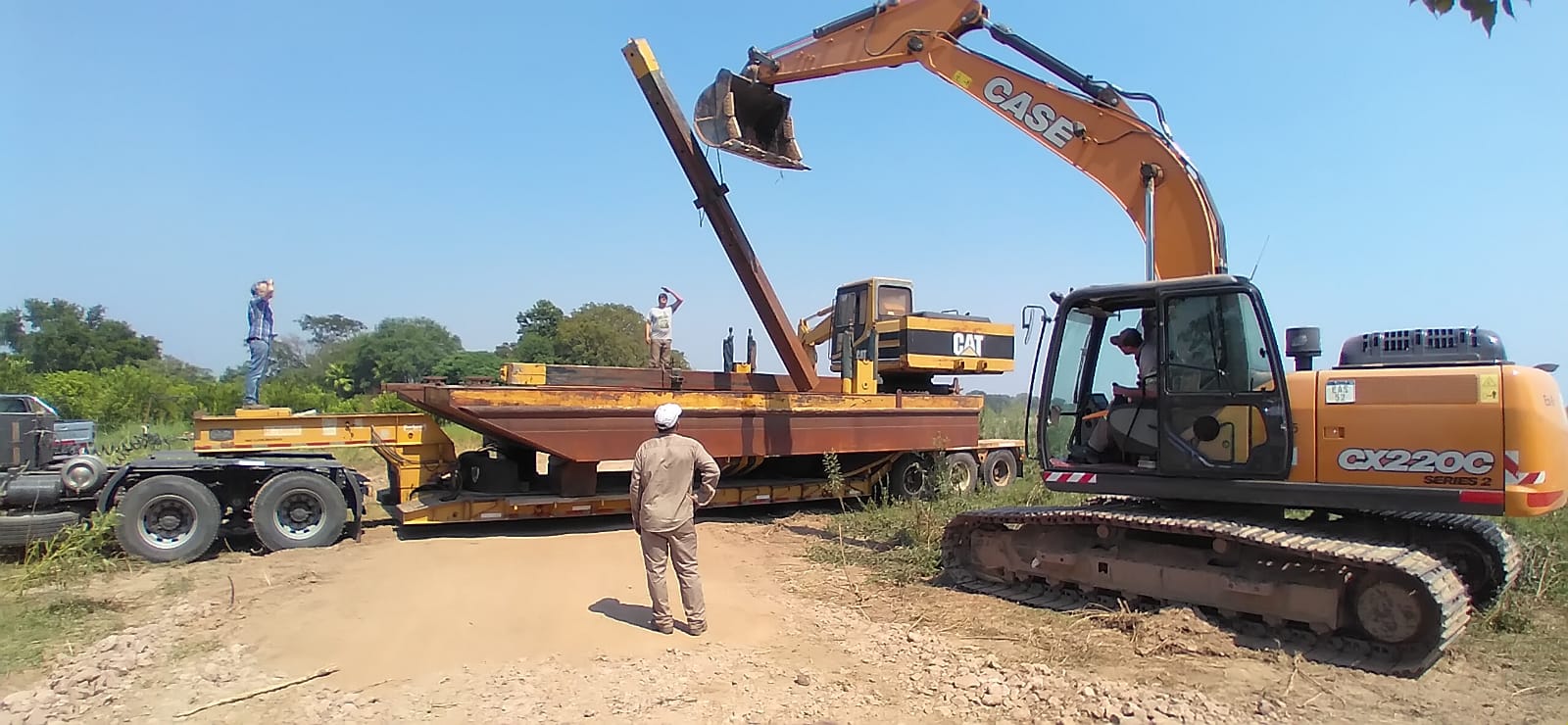 CRECIDA DEL BERMEJO: INTENSIFICAN TRABAJOS PARA PREVENIR LA EROSIÓN DEL RÍO EN LA COSTA LINDANTE A LA RUTA 95