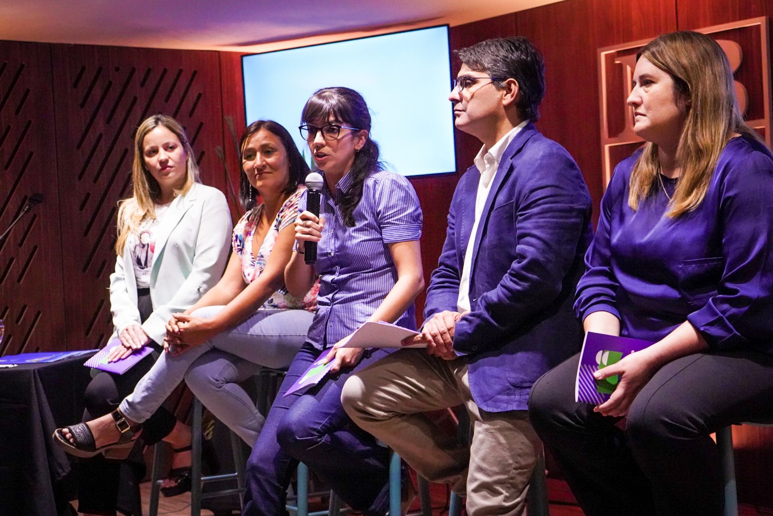 *LEY MICAELA: EL GOBIERNO Y EL NUEVO BANCO DEL CHACO FIRMARON ACUERDO DE CAPACITACIÓN PARA PERSONAL DE LA INSTITUCIÓN*