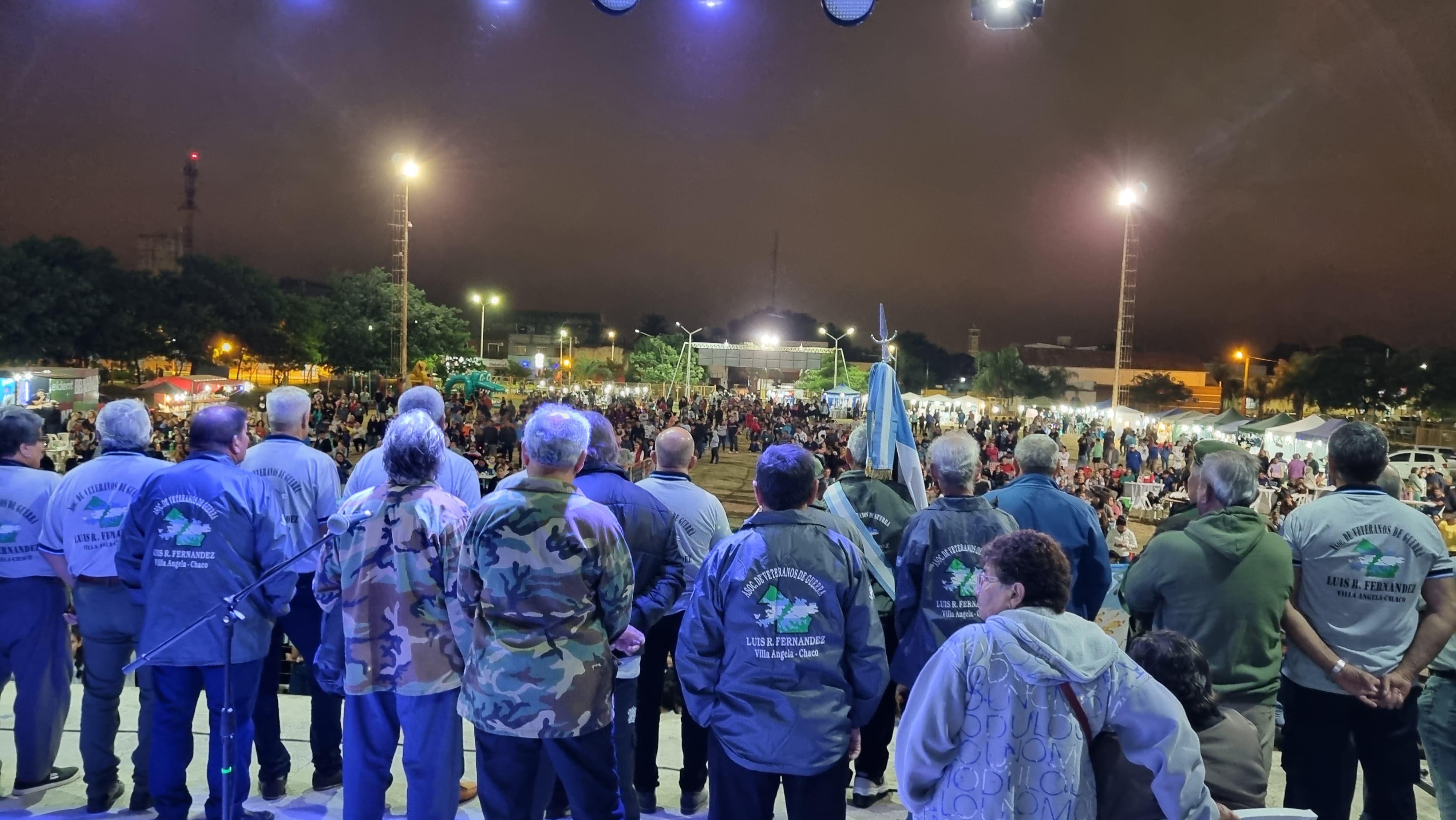 VIGILIA POR EL 2 DE ABRIL EN VILLA ÁNGELA CON GRAN ACOMPAÑAMIENTO DE LA COMUNIDAD
