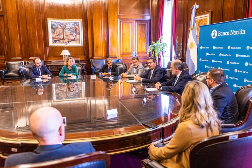 *BUENOS AIRES: CAPITANICH ACORDÓ AMPLIAR EL ACCESO A DESCUENTOS EN FARMACIAS Y SUPERMERCADOS CON EL BANCO NACIÓN Y DEFINIÓ AVANCES EN MATERIA DE TRANSPORTE*