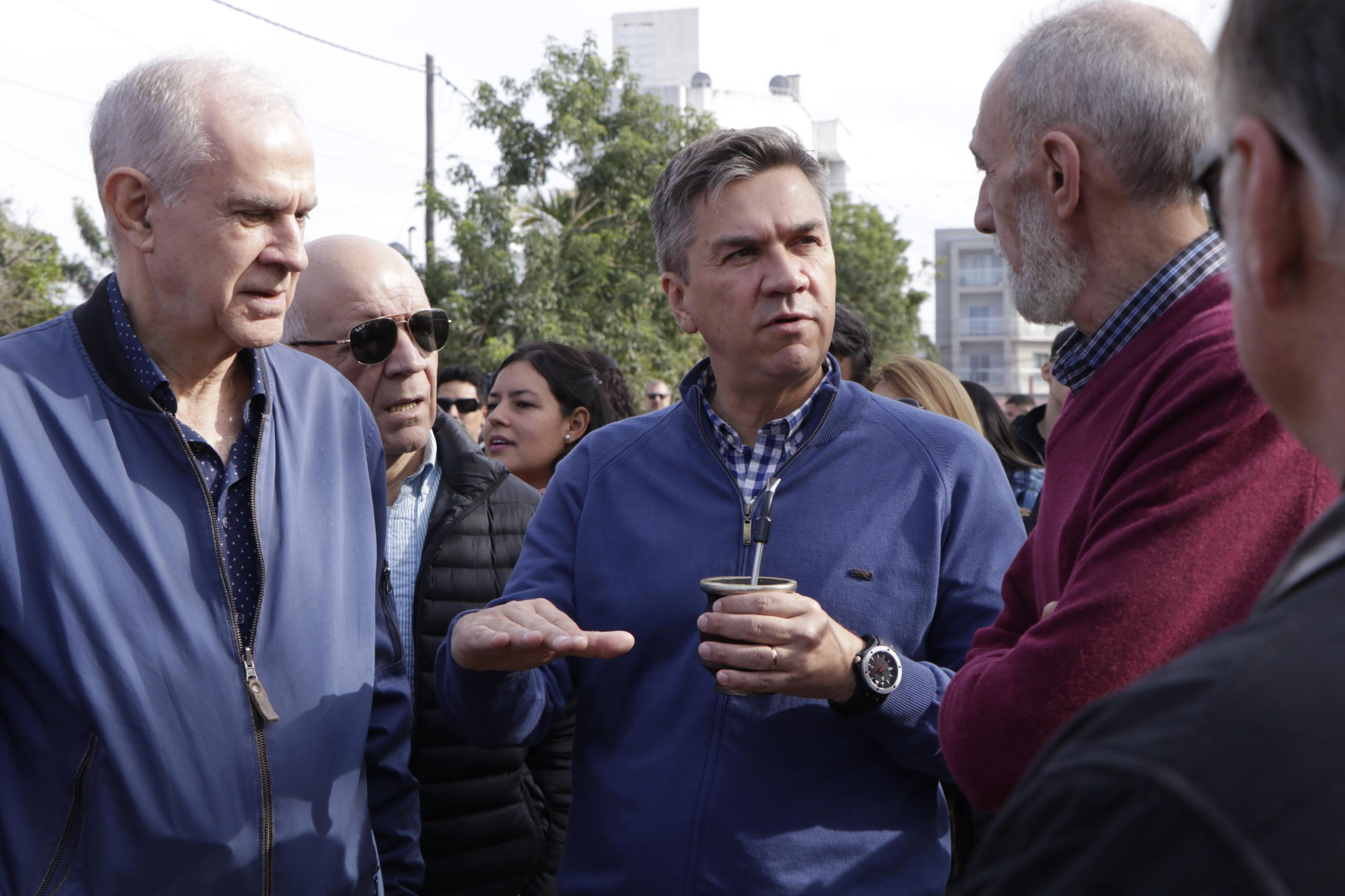 TRABAJO CONJUNTO ENTRE EL GOBIERNO PROVINCIAL Y LA MUNICIPALIDAD DE RESISTENCIA: SE INAUGURARON  31 CUADRAS DE PAVIMENTO