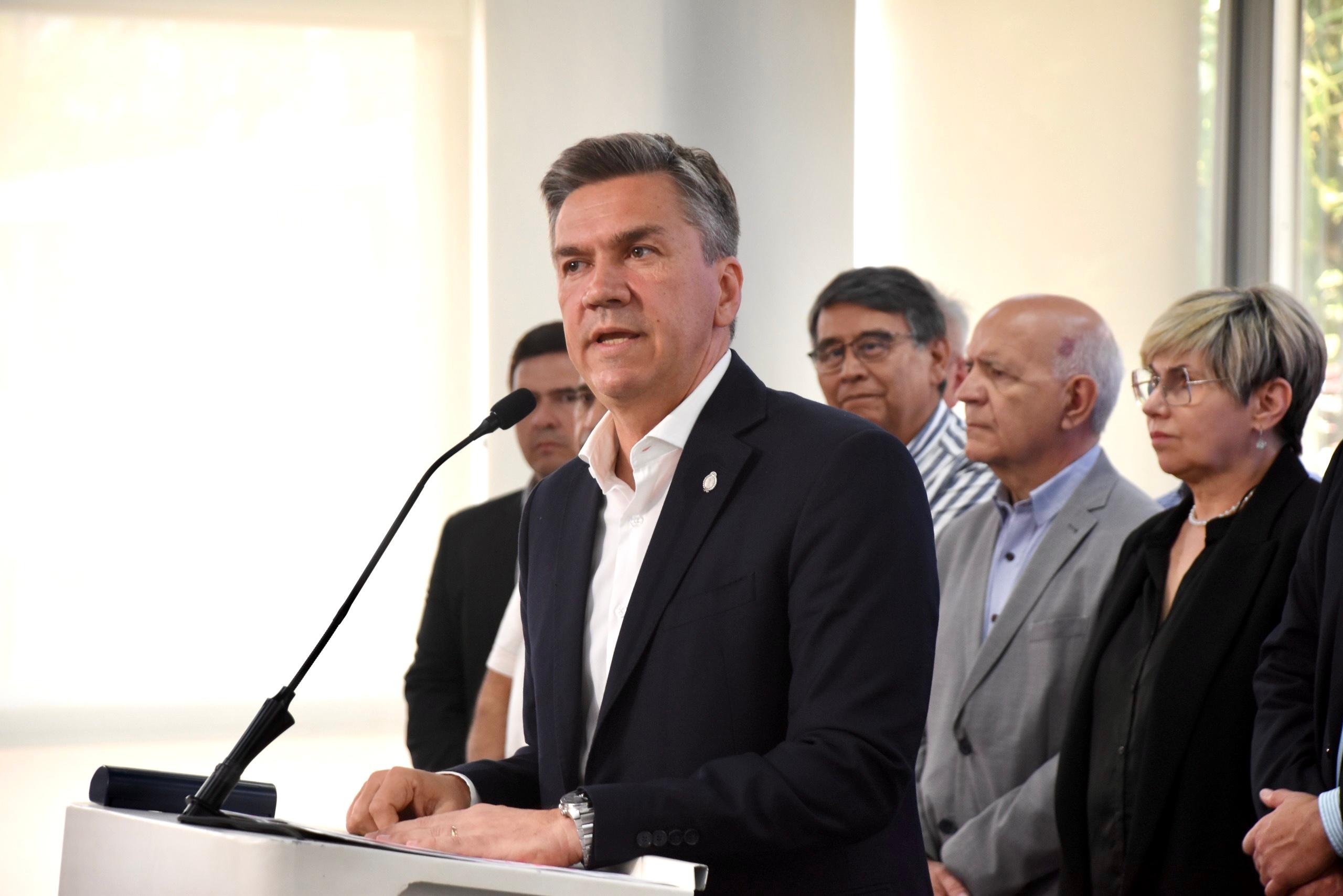 *GOBERNADOR ZDERO: “ASISTIMOS A UN NUEVO GOLPE HACIA TODOS LOS CHAQUEÑOS”*