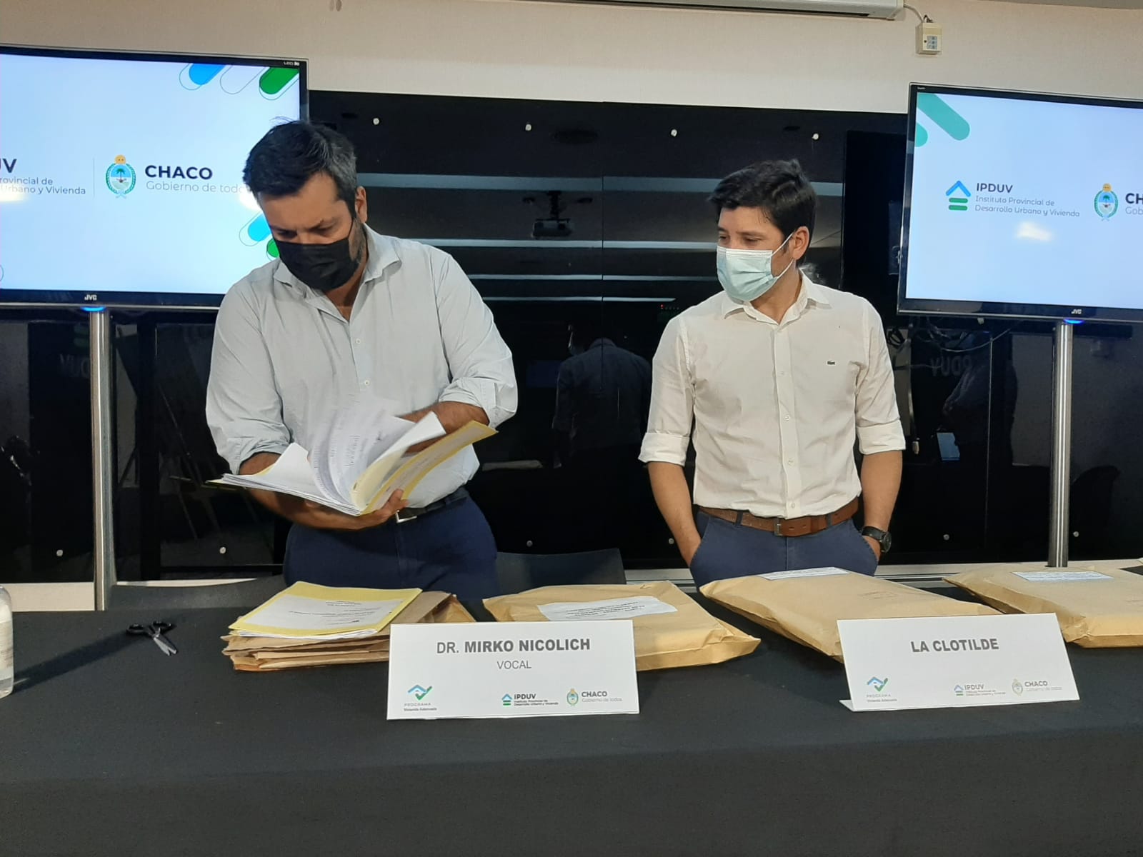 EL GOBIERNO LICITO LA CONSTRUCCION DE 28 CASAS PARA LA CLOTILDE