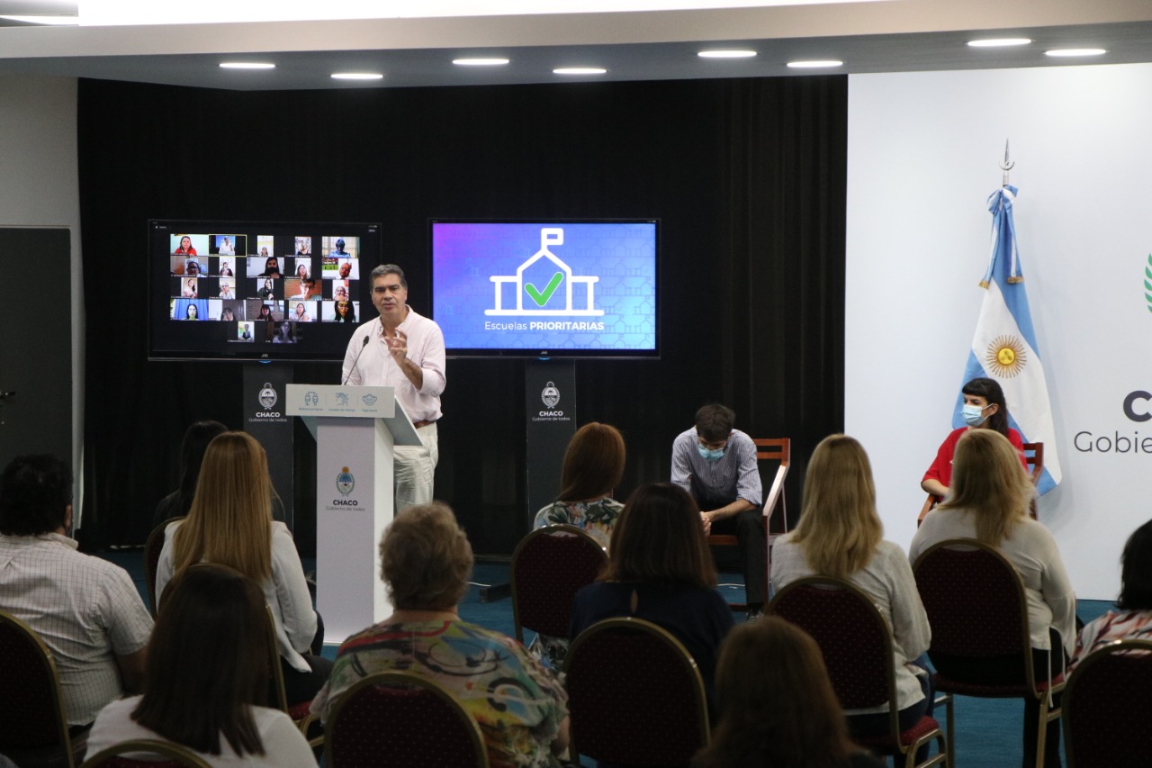 PROVINCIA PRESENTÓ “ESCUELAS PRIORITARIAS”, EL PROGRAMA PARA NIVELAR LOS PROCESOS DE ENSEÑANZA-APRENDIZAJE EN 100 ESTABLECIMIENTOS