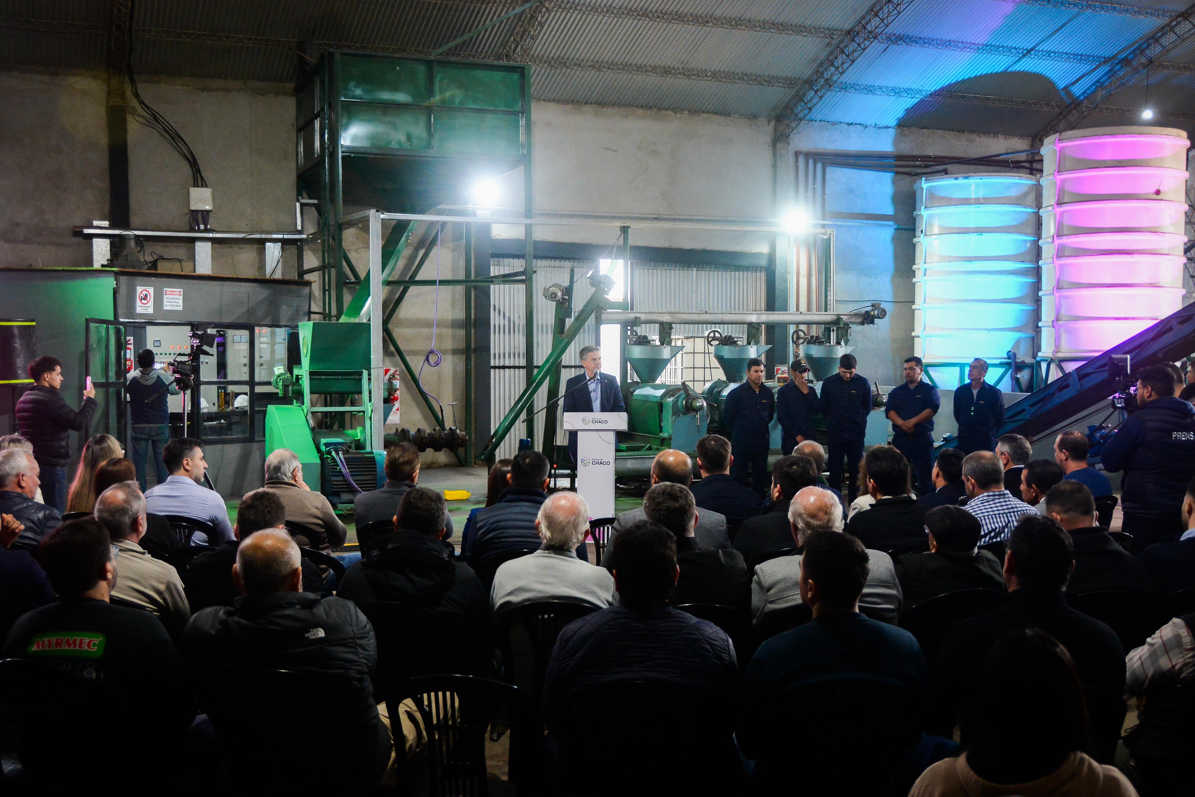 NUEVA EMPRESA INDUSTRIAL EN LAS BREÑAS: EL GOBERNADOR ZDERO ACOMPAÑÓ LA APERTURA DE BRU Y KA SRL