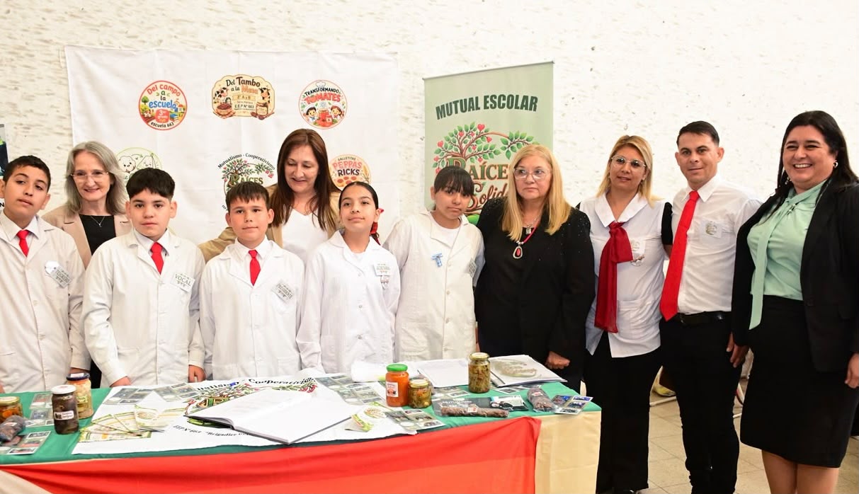 *CHACO FUE SEDE DEL ENCUENTRO NACIONAL DE MUTUALISMO Y LAS ESCUELAS MOSTRARON SUS EXPERIENCIAS*