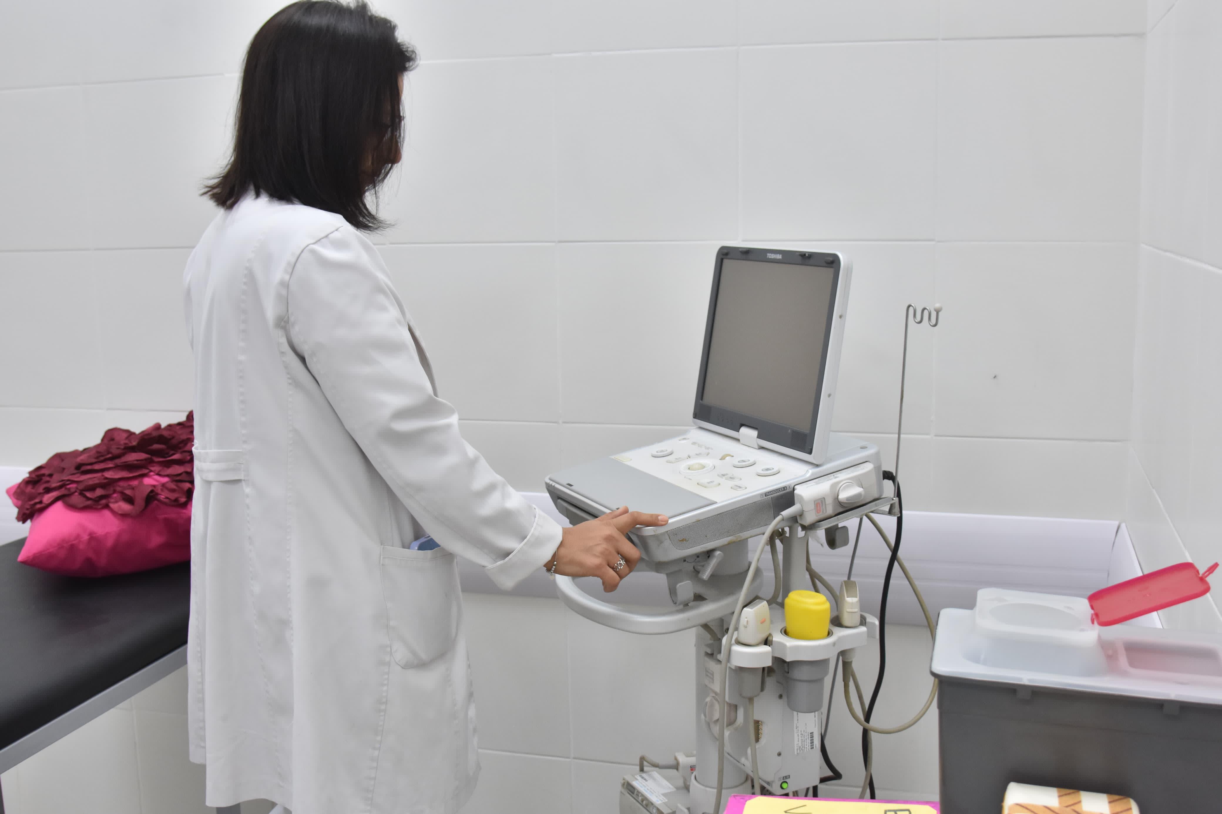 HOSPITAL PERRANDO: EL GOBERNADOR ZDERO INAUGURÓ EL NUEVO SERVICIO DE PATOLOGÍA MAMARIA