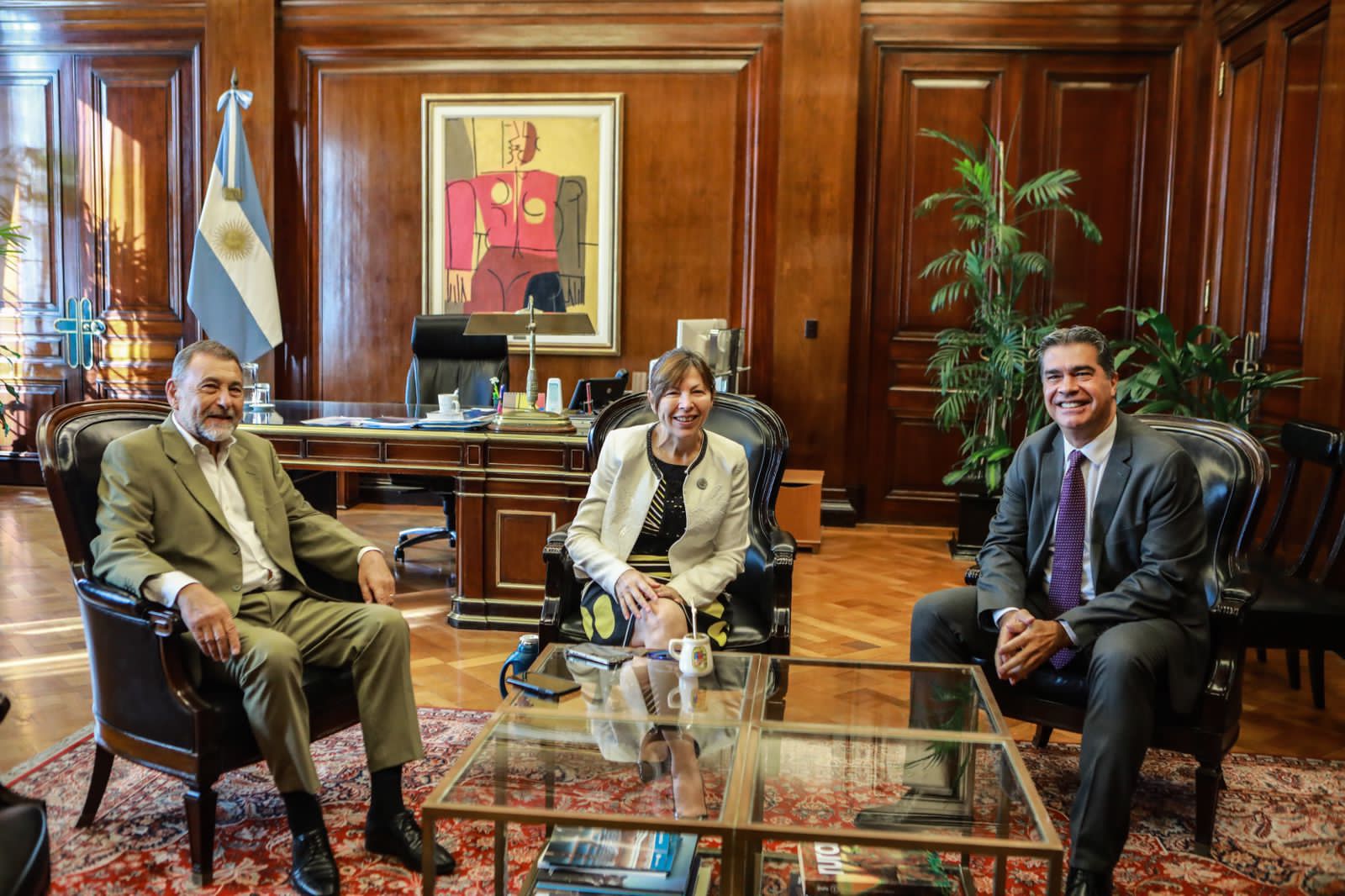 *JUNTO A KATOPODIS Y BATAKIS, CAPITANICH COORDINÓ INAUGURACIÓN DE OBRAS Y GESTIONÓ FINANCIAMIENTO PARA EMPRENDIMIENTOS INDUSTRIALES*