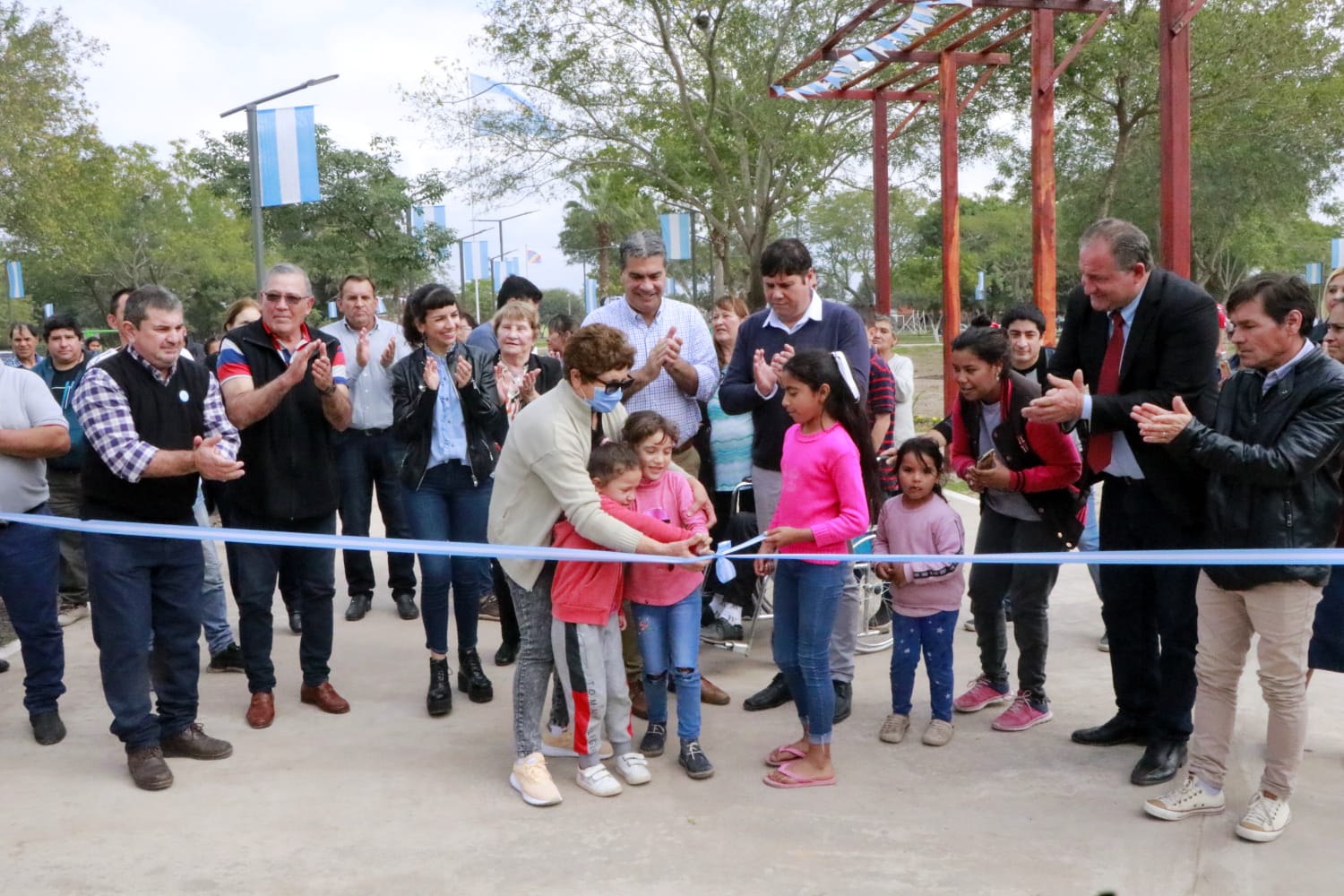 *HISTÓRICA INAUGURACIÓN DEL EDIFICIO DEL JARDÍN DE INFANTES DE EL PARAISAL Y LA PLAZA DE VILLA RURAL EL PALMAR