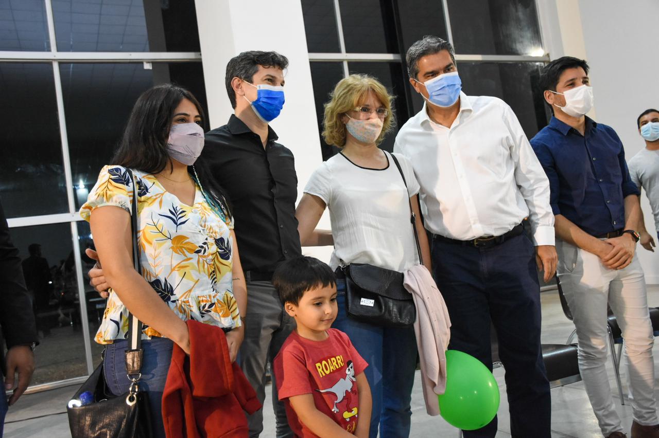 EL IPDUV ENTREGÓ TÍTULOS DE PROPIEDAD A 549 FAMILIAS DE SÁENZ PEÑA