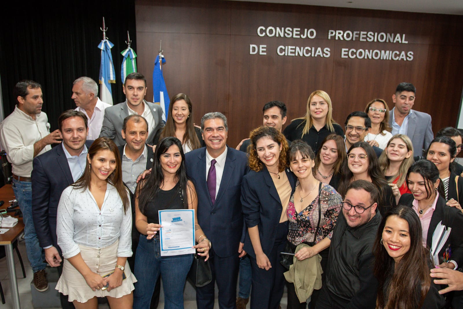 *CAPITANICH ANUNCIÓ MEDIDAS ECONÓMICAS DESTINADAS A JÓVENES, ENTIDADES PROFESIONALES Y ASOCIACIONES CIVILES*