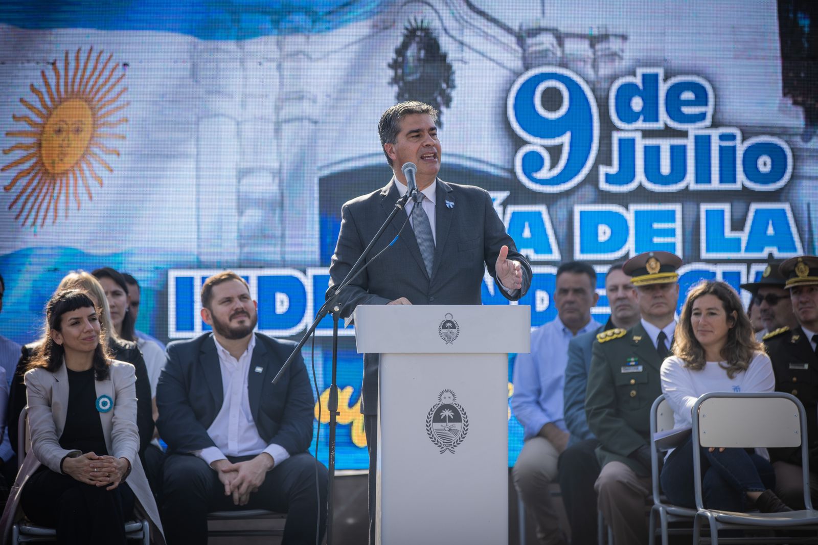 *EN EL DÍA DE LA INDEPENDENCIA, CAPITANICH LLAMÓ A “CONSTRUIR CONSENSOS PARA LOGRAR UNA ARGENTINA JUSTA, LIBRE, SOBERANA Y EN UNIDAD NACIONAL”*