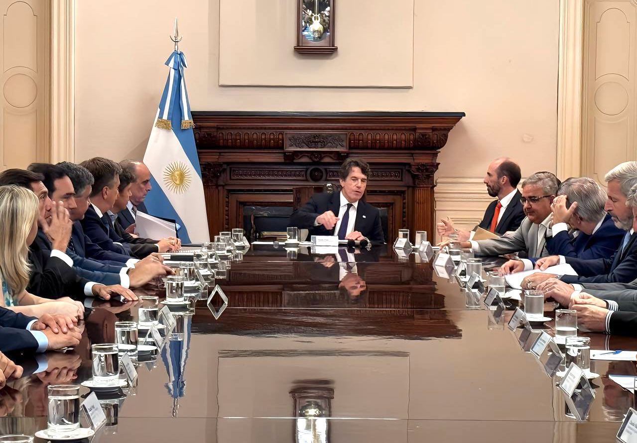 *ZDERO EN BS AS: “SE ABRE EL DIÁLOGO HACIA EL 25 DE MAYO”*