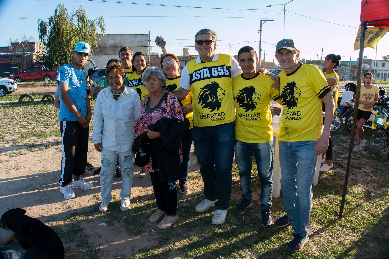 *La Libertad Avanza continúa recorriendo barrios y atendiendo necesidades de los vecinos*