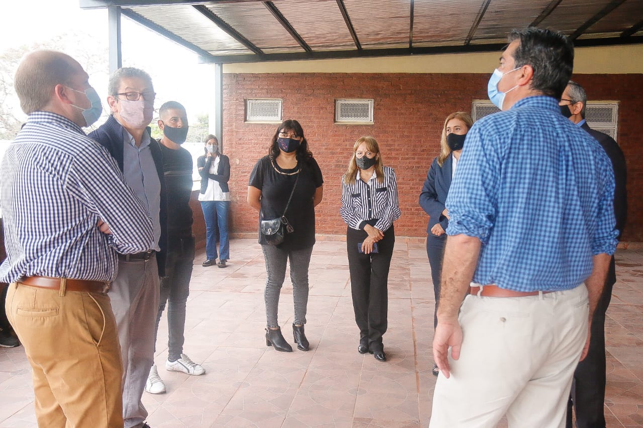 *INFRAESTRUCTURA ESCOLAR: CAPITANICH SUPERVISÓ EL AVANCE DE LAS REFACCIONES DE LA BIBLIOTECA N° 432 "MILO LOCKETT"*