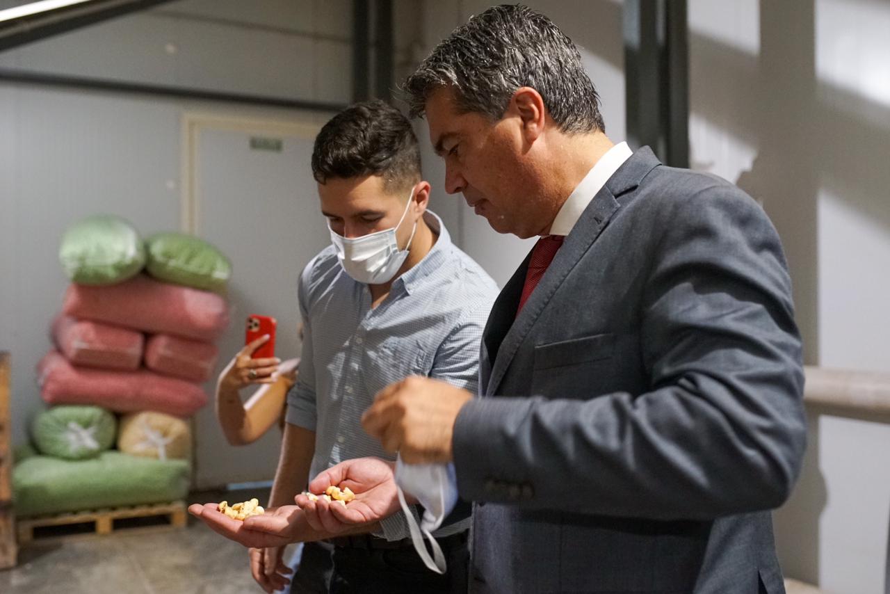 CAPITANICH VISITÓ LA PLANTA DE OVNI QUE CON NUEVA INVERSIÓN AMPLIARÁ SU PRODUCCIÓN