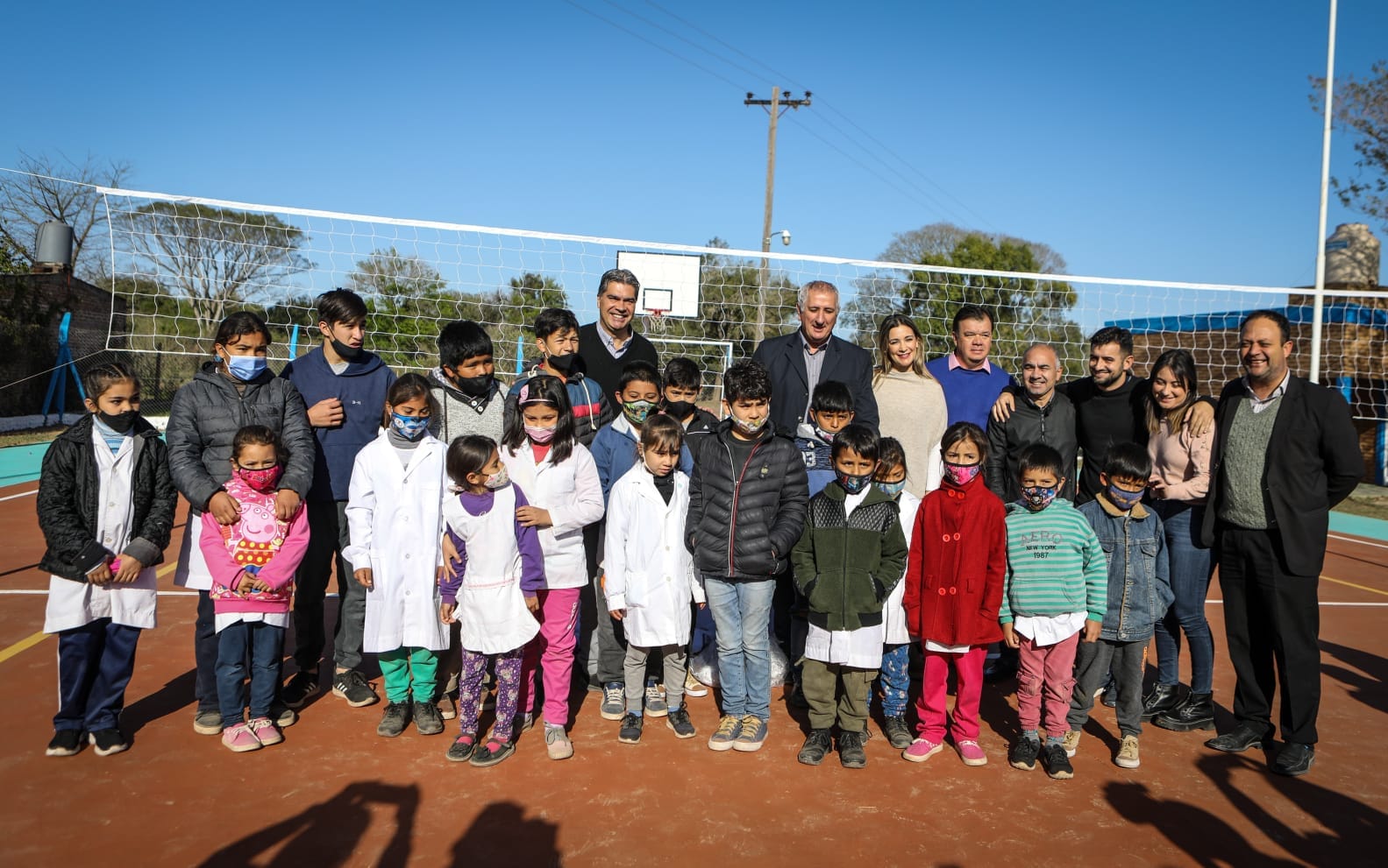 *OBRAS PARA GARANTIZAR DERECHOS: EN LA ESCONDIDA, EL GOBIERNO INAUGURÓ UNA RESIDENCIA DE ADULTOS MAYORES, MÁS PAVIMENTO Y UN COMPLEJO DEPORTIVO*