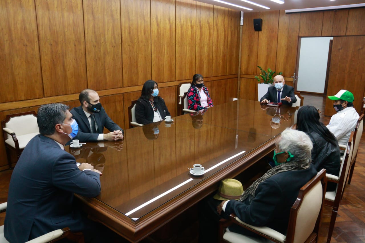 CAPITANICH RECIBIÓ A LA FAMILIA DE JOSUÉ LAGO Y RATIFICÓ SU COMPROMISO PARA ESCLARECER LOS HECHOS