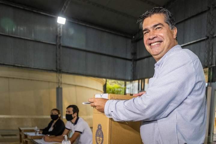 LISTA 501  *Capitanich emitió su voto: “Es un acto democrático en el que las ciudadanas y ciudadanos de Argentina y Chaco pueden ejercer su derecho a elegir”*