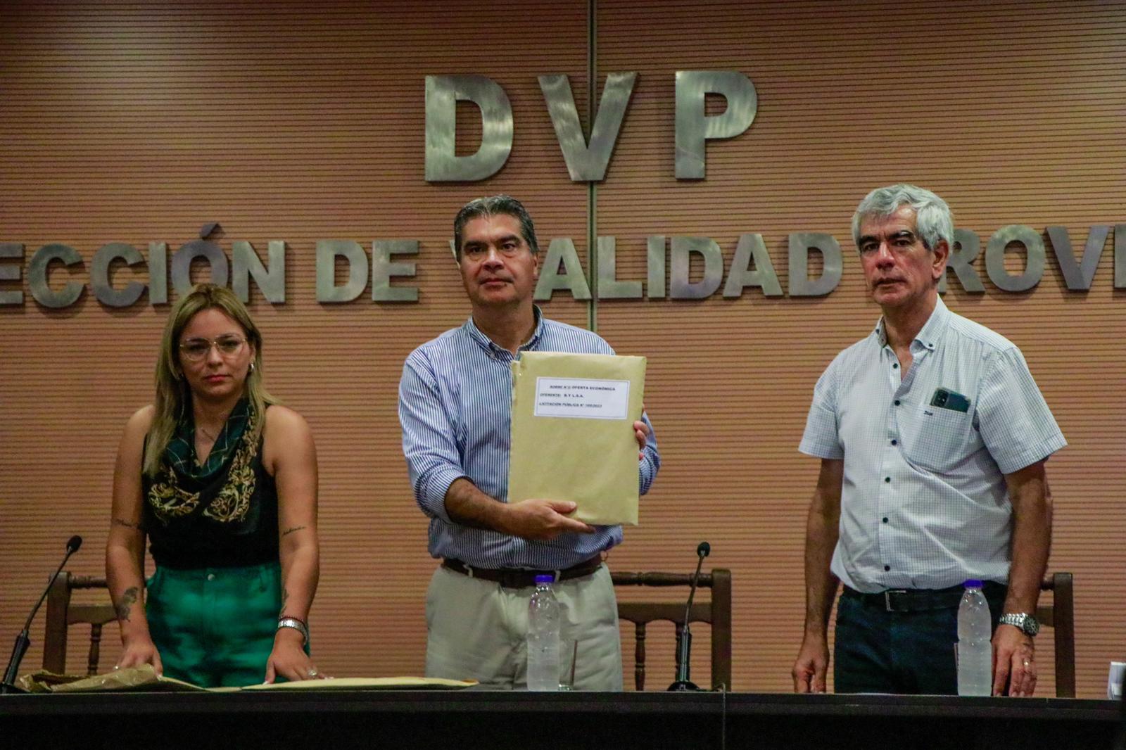*EL GOBIERNO ABRIÓ OFERTAS DE LICITACIÓN PARA 38 NUEVAS CUADRAS DE PAVIMENTO EN BARRANQUERAS*