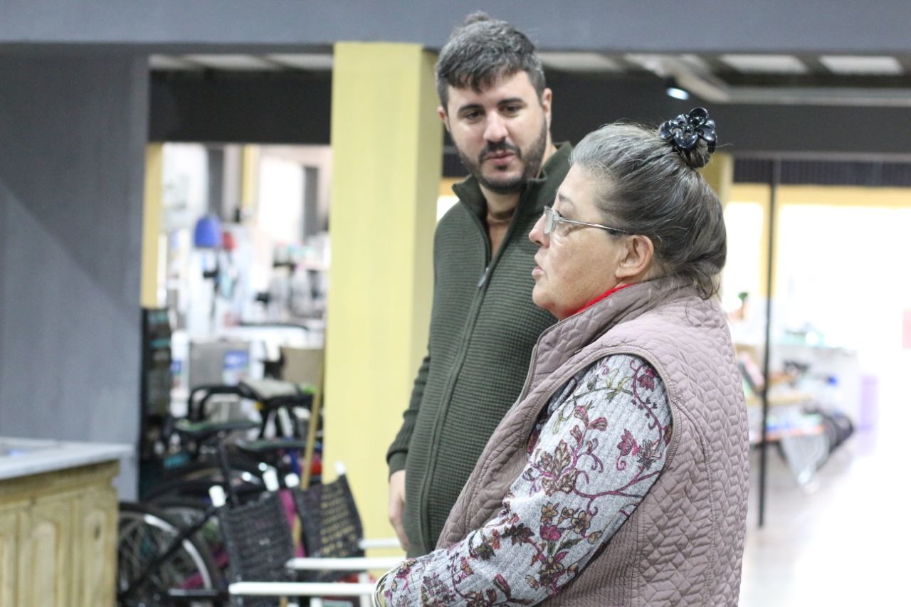 *HERMOSO CAMPO: LUCHO MOSER VISITÓ UN LOCAL QUE RECIBIÓ UN CRÉDITO DEL MINISTERIO DE PRODUCCIÓN*