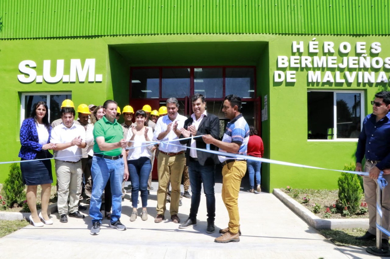 *ANIVERSARIO DE PUERTO BERMEJO: CAPITANICH INAUGURÓ EL SUM MUNICIPAL Y ANUNCIÓ IMPORTANTES OBRAS PARA LA COMUNIDAD*