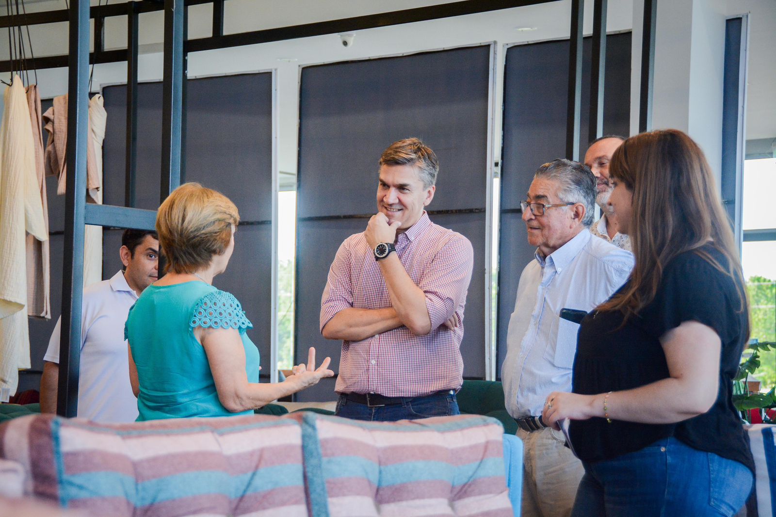 *PUERTO TIROL: ZDERO ESTUVO EN LAS INSTALACIONES DE “LA BELLA”, EN EL PARQUE INDUSTRIAL, Y RATIFICÓ EL ACOMPAÑAMIENTO AL EMPRENDIMIENTO FAMILIAR*
