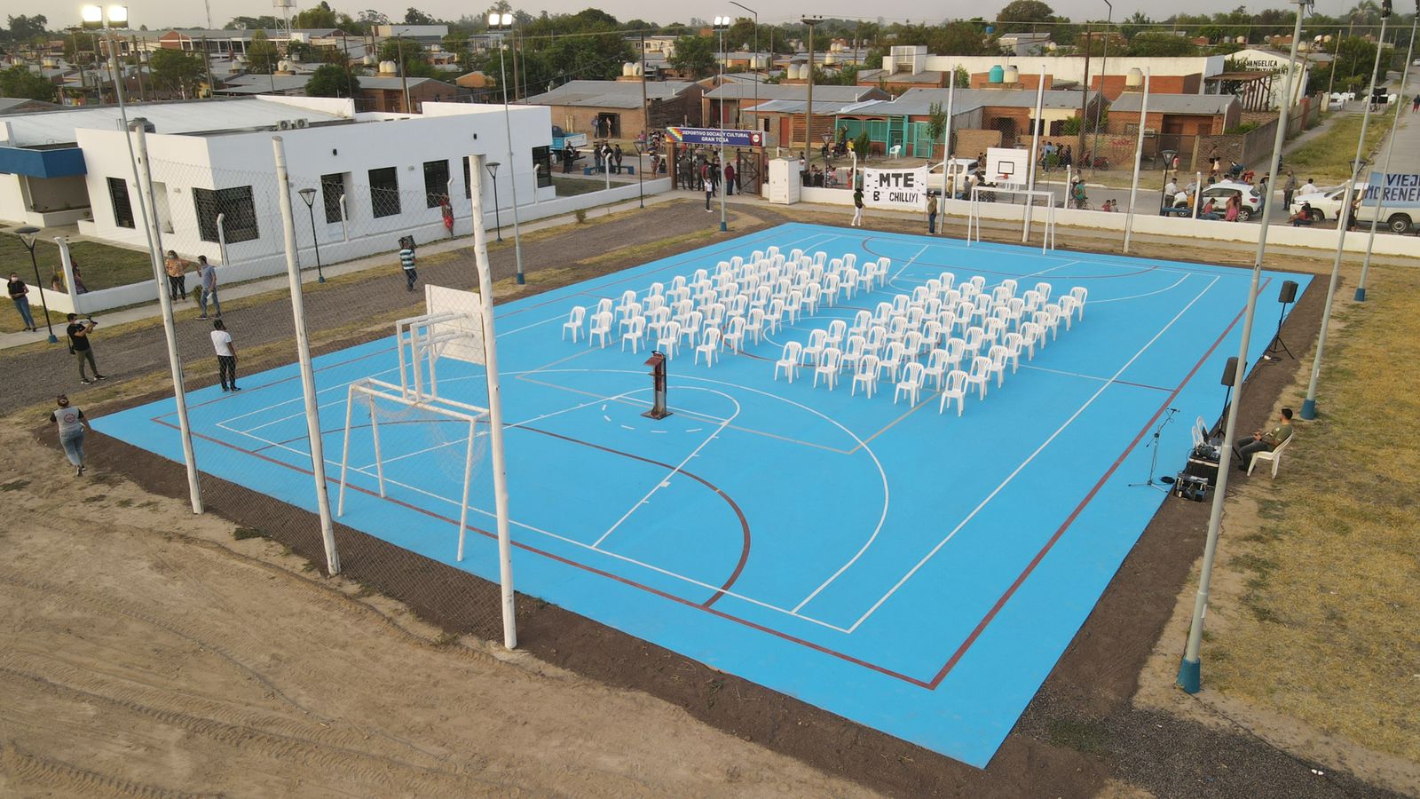 CAPITANICH INAUGURÓ UN CENTRO PREVENTIVO DE ADICCIONES Y UN POLIDEPORTIVO EN EL BARRIO GRAN TOBA DE RESISTENCIA