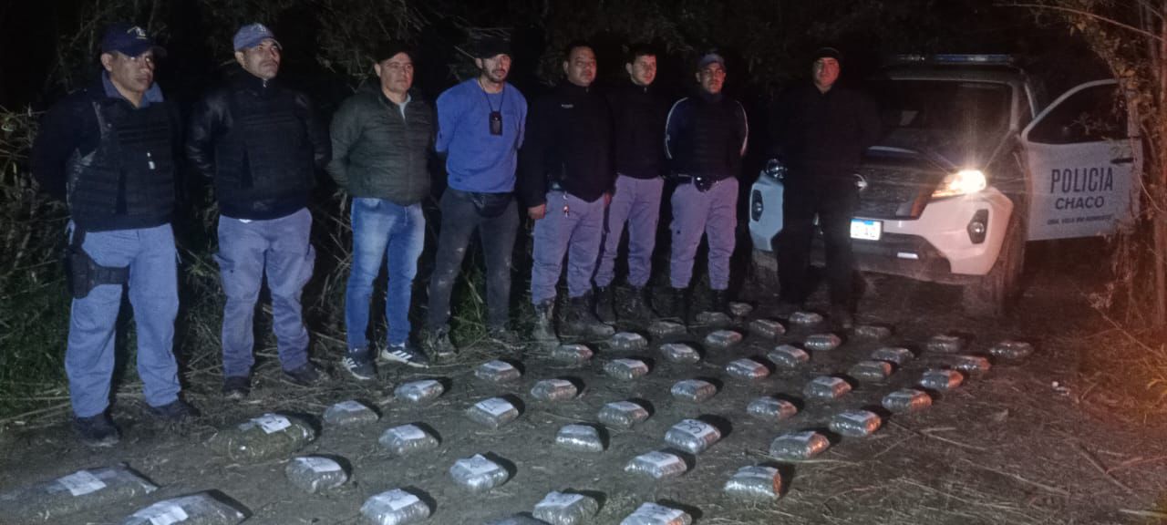 *GOLPE AL NARCOTRÁFICO* *ENFRENTAMIENTO Y SECUESTRO: CASI 49 KILOS DE MARIHUANA FUERON INCAUTADOS EN VILLA RÍO BERMEJITO*