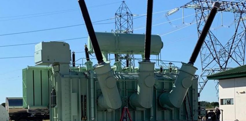 *LA SALIDA DE SERVICIO DE UN MEGA TRANSFORMADOR AFECTÓ EL SUMINISTRO ELÉCTRICO EN EL INTERIOR Y PROVINCIAS VECINAS*