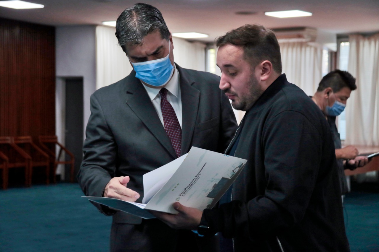 *CAPITANICH ANUNCIÓ PAGO DE HABERES DE MARZO, AUMENTO DEL 15% EN PROGRAMAS PROVINCIALES Y LA CANCELACIÓN DE DEUDAS DEL INSSSEP*
