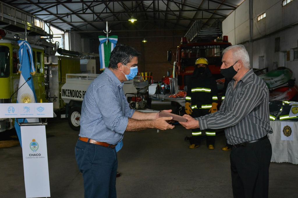 CON MILLONARIA INVERSIÓN EN EQUIPAMIENTO EL GOBIERNO CELEBRÓ EL 82º ANIVERSARIO DE LA DIVISIÓN DE BOMBEROS DE LA POLICÍA