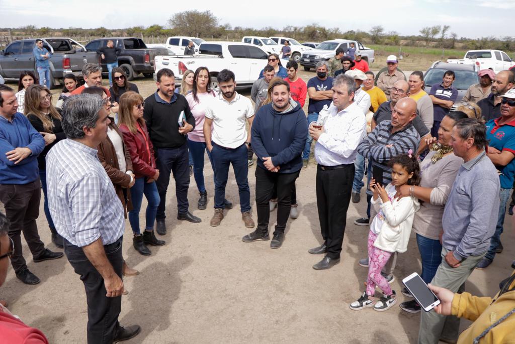 *INAUGURARON CONEXIONES DE ELECTRIFICACIÓN RURAL EN SANTA SYLVINA: “ES ESENCIAL PARA UNA MEJOR CALIDAD DE VIDA, LO SÉ PORQUE LO VIVÍ”, DIJO CAPITANICH*