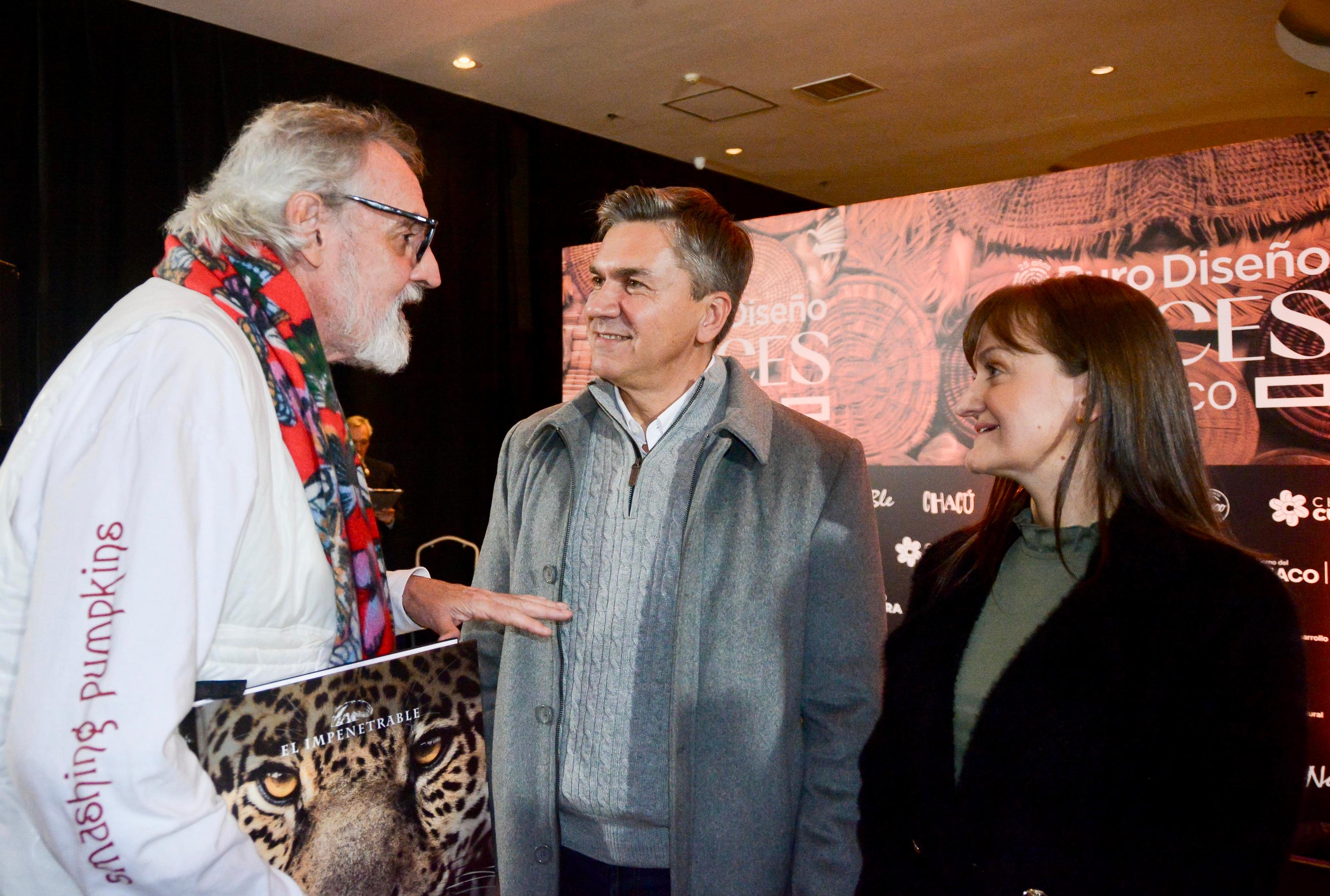 EL GOBERNADOR ZDERO ACOMPAÑÓ LA APERTURA DE LA FERIA PURO DISEÑO RAÍCES EDICIÓN CHACO
