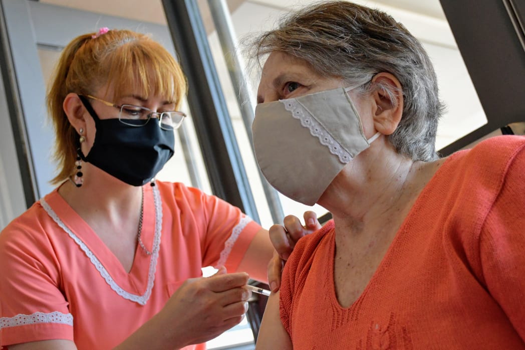 COVID-19: SALUD RECUERDA QUE HAY DISPONIBLES 9.000 TURNOS DE VACUNACIÓN PARA MAYORES DE 70 AÑOS