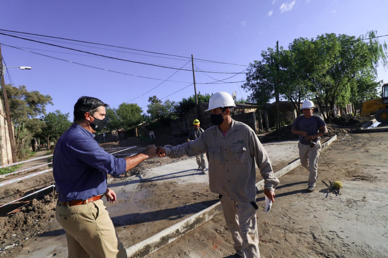 AVANZA LA PAVIMENTACIÓN DE LA AVENIDA SAN MARTÍN EN RESISTENCIA
