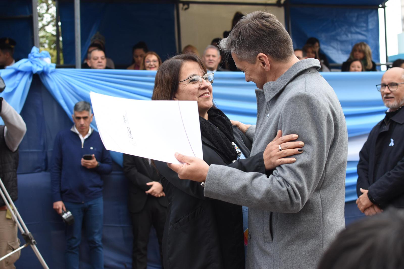 EL GOBERNADOR ZDERO ACOMPAÑÓ EL ACTO CENTRAL POR EL 114° ANIVERSARIO DE VILLA ÁNGELA