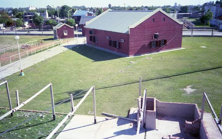 UN 27 DE AGOSTO SE INAUGURABA EL POLIDEPORTIVO JAIME ZAPATA