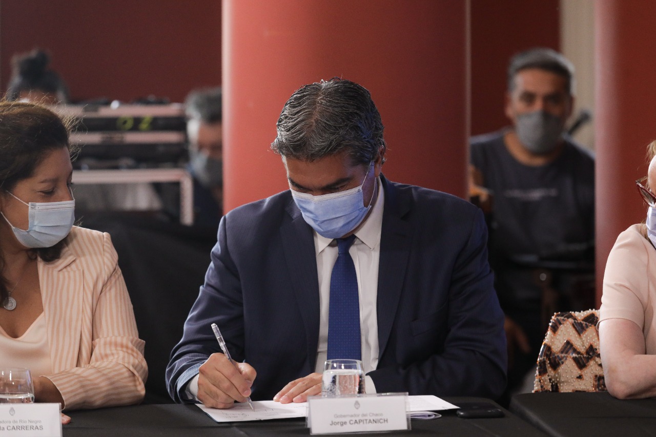 *CONSENSO FISCAL 2022: CAPITANICH Y 22 GOBERNADORES SUSCRIBIERON EL ACUERDO CON EL PRESIDENTE ALBERTO FERNÁNDEZ*