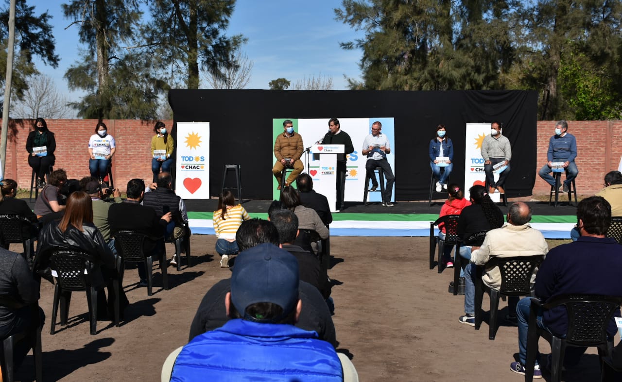 Acto del Frente de Todos en Basail   Sager: "Venimos a pedirles que nos acompañen, que sigan creyendo en este proyecto político que responde con hechos”