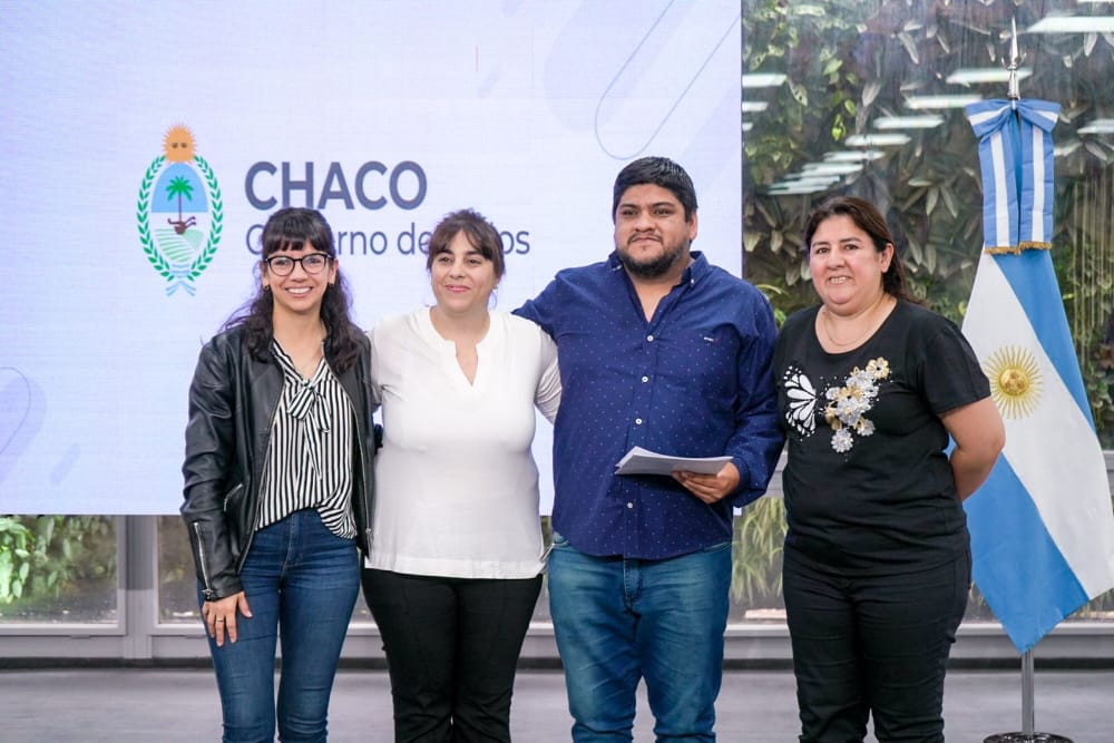 LA PROVINCIA ENTREGÓ EQUIPAMIENTO DIGITAL PARA LOS SERVICIOS DE RADIOLOGÍA DE CINCO HOSPITALES DEL INTERIOR