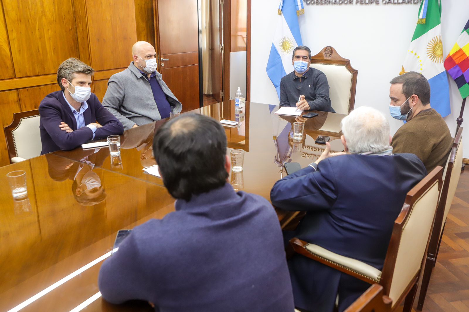 CAPITANICH Y EMPRESARIOS DE ELECTRODOMÉSTICOS, TECNOLOGÍA Y CALL CENTERS ANALIZARON OPORTUNIDADES DE INVERSIÓN EN LA PROVINCIA