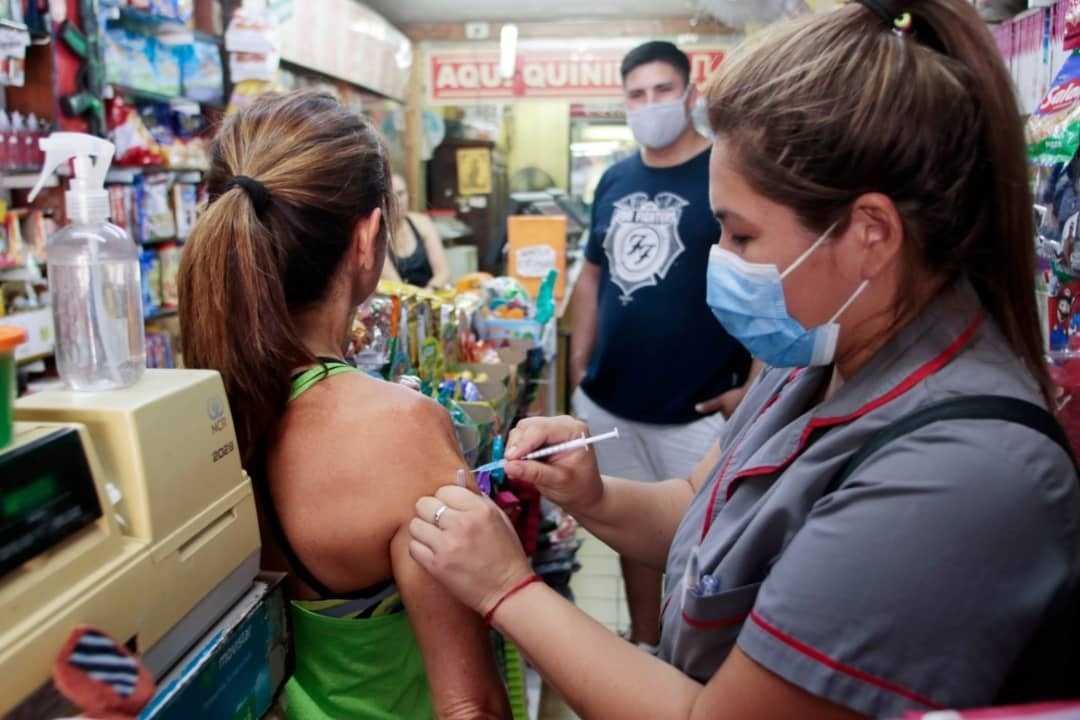 COVID-19: A UN AÑO DE LA CAMPAÑA DE VACUNACIÓN MÁS GRANDE DE LA HISTORIA, EN CHACO YA SE APLICARON MÁS DE 1.700.000 VACUNAS