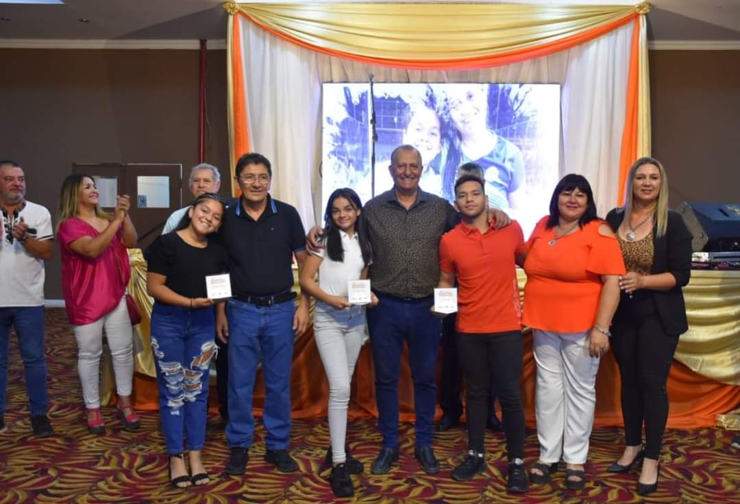 RECONOCIMIENTO A DEPORTISTAS VILLANGELENSES DESTACADOS DEL 2022