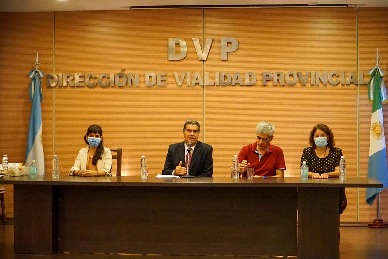 *RUTAS DE EL IMPENETRABLE: EL GOBIERNO PROVINCIAL ABRIÓ LOS SOBRES PARA LAS OBRAS DE LA RUTA PROVINCIAL 9 DE MIRAFLORES A LAS HACHERAS*