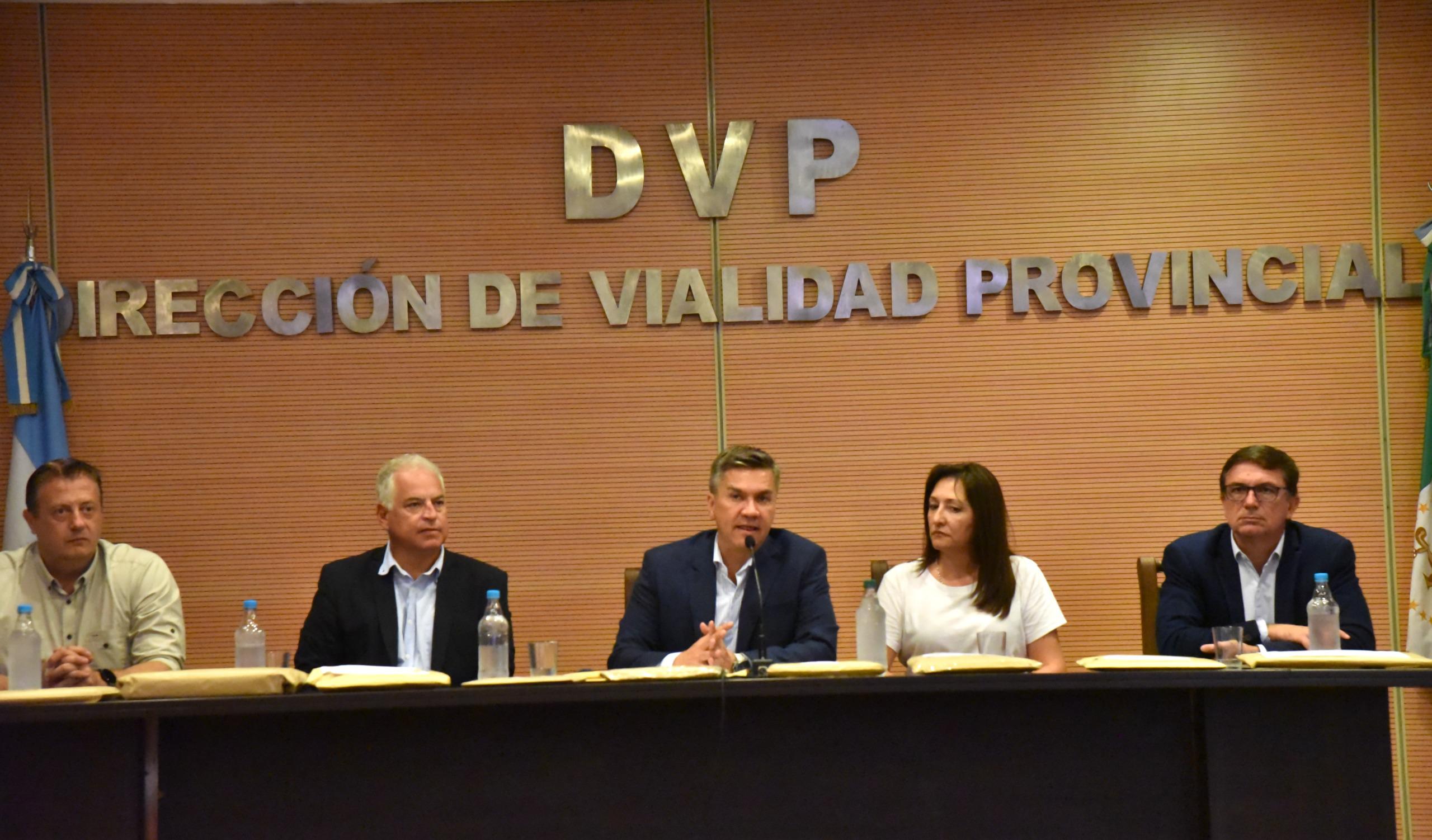 *ZDERO LICITÓ OBRAS DE PAVIMENTO PARA UNA AVENIDA IMPORTANTE DE SANTA SYLVINA*