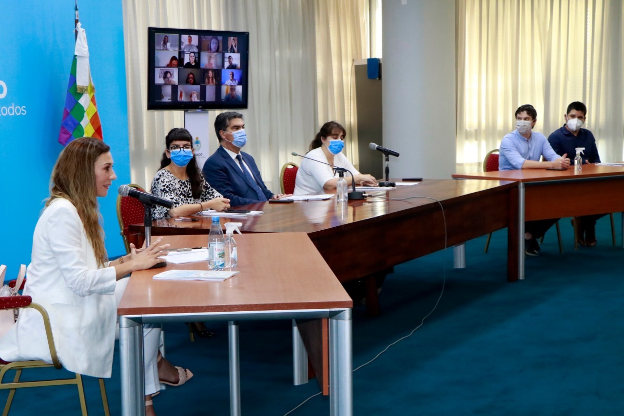 EL GOBIERNO PRESENTÓ EL PLAN PROVINCIAL DE SALUD MENTAL Y CONSUMOS PROBLEMÁTICOS